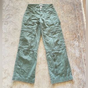super cute green cargo pants